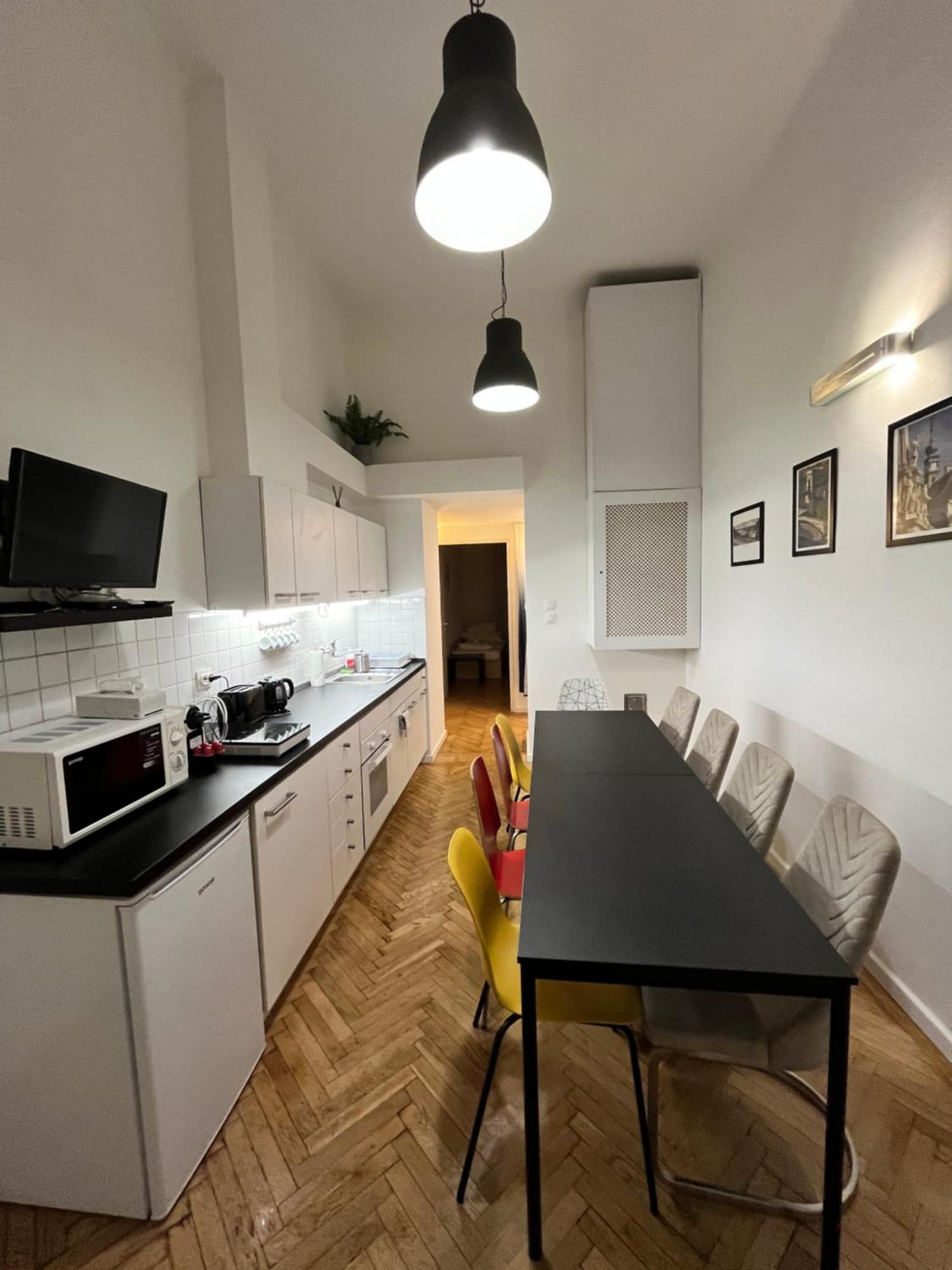 Modern 3br Free Parking Prime Location Budapešť