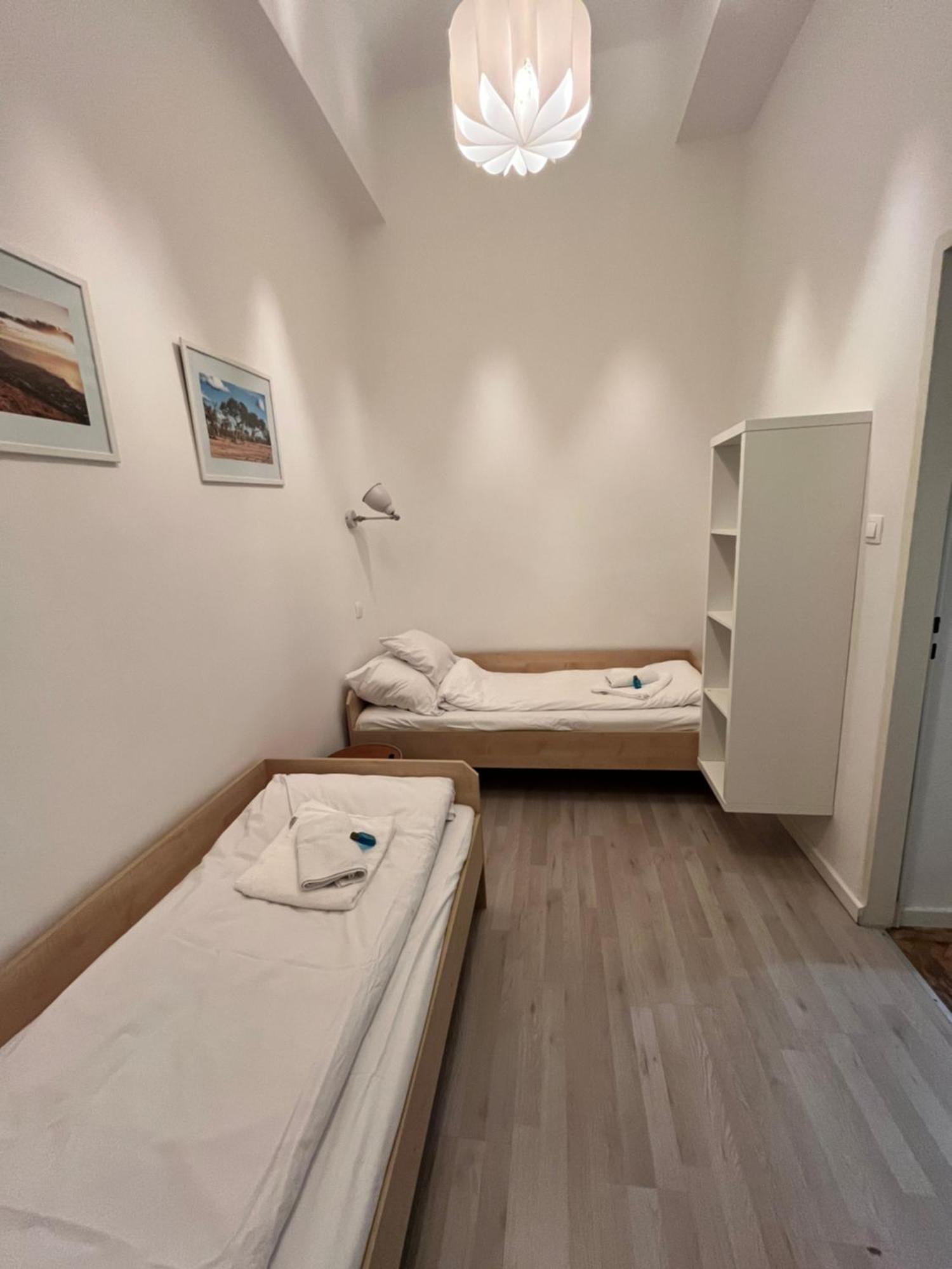 Apartmán Modern 3br Free Parking Prime Location
