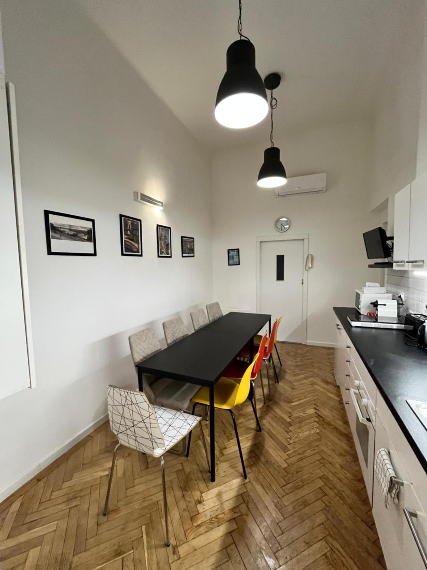 Modern 3br Free Parking Prime Location Budapeste